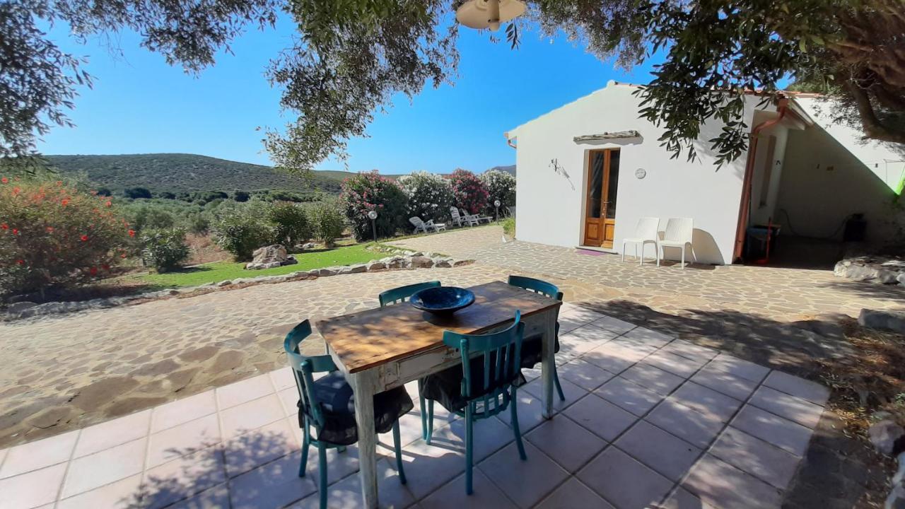 Sa Ruscitta Bed and Breakfast Sant'Antìoco Eksteriør billede