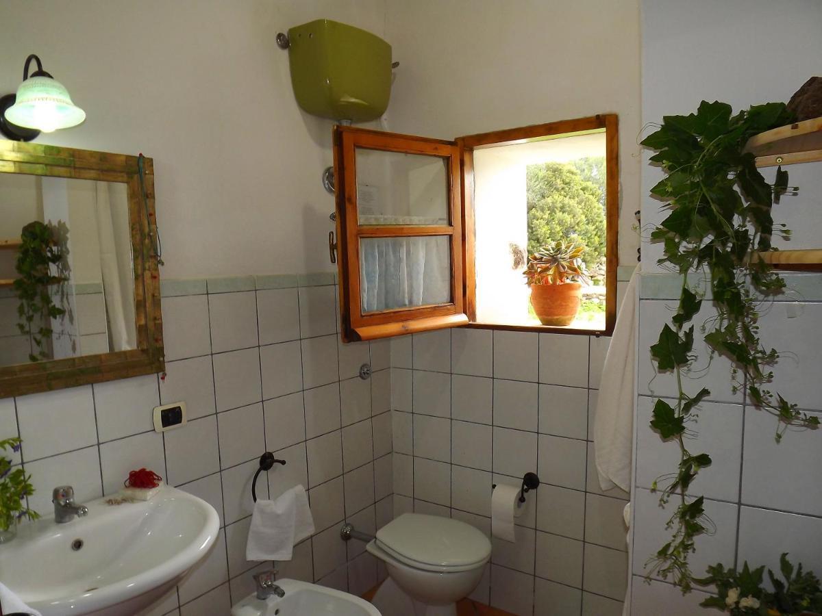 Sa Ruscitta Bed and Breakfast Sant'Antìoco Eksteriør billede